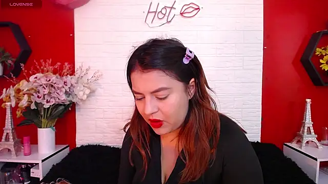 Snapshot of _poison_sweet chatting on October 14, 4:19 pm poison sweet online show from October 14, 4:19 pm
