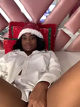 Tamara Lubezkii online show from December 11, 7:36 pm