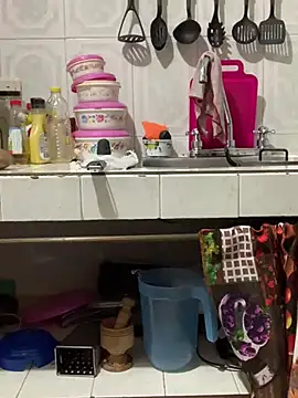 Tamara Lubezkii online show from January 25, 9:04 pm