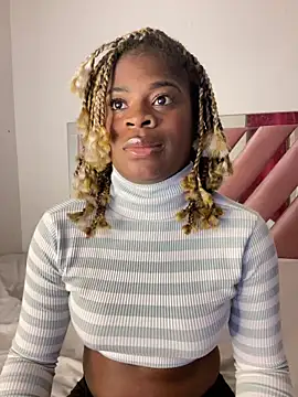 Tamara Lubezkii online show from February 21, 6:15 pm