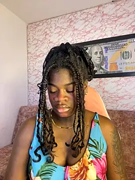 Tamara Lubezkii online show from September 28, 4:45 pm