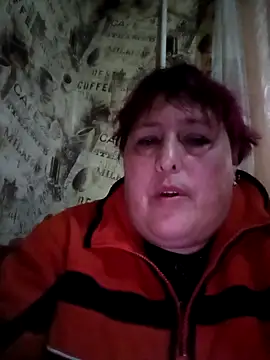 Snapshot of NataliP chatting on October 31, 3:02 pm NataliP online show from October 31, 3:02 pm