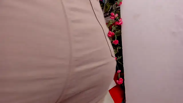 Elianissquirt online show from January 15, 12:36 pm