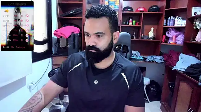 Snapshot of Drako_Argentii chatting on December 28, 7:54 pm Drako Argentii online show from December 28, 7:54 pm