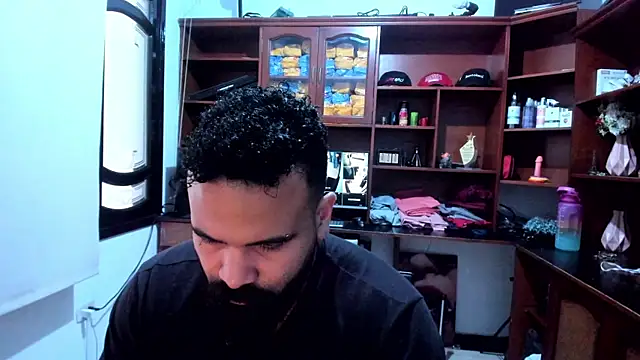 Snapshot of Drako_Argentii chatting on January 6, 2:58 pm Drako Argentii online show from January 6, 2:58 pm