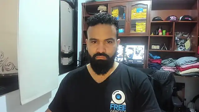 Snapshot of Drako_Argentii chatting on February 20, 12:25 pm Drako Argentii online show from February 20, 12:25 pm