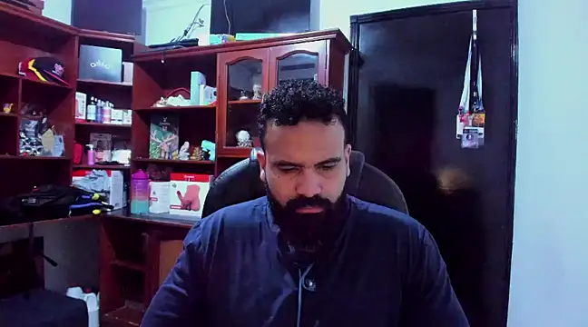 Snapshot of Drako_Argentii chatting on March 12, 6:51 am Drako Argentii online show from March 12, 6:51 am