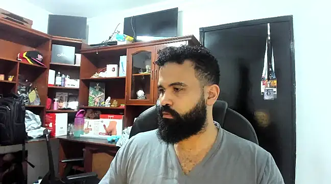 Snapshot of Drako_Argentii chatting on March 14, 3:37 am Drako Argentii online show from March 14, 3:37 am