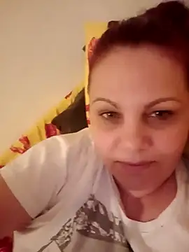 Snapshot of Adelamilfsex chatting on February 9, 9:39 pm Adelamilfsex online show from February 9, 9:39 pm