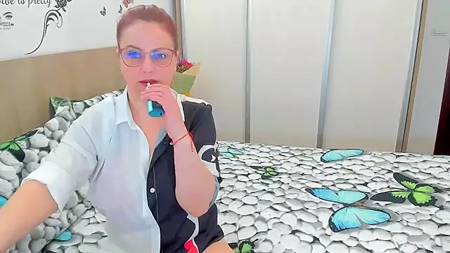 Adelamilfsex online show from March 10, 6:13 pm