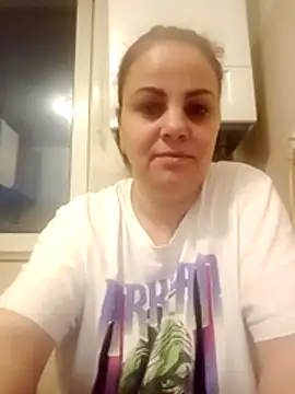 Adelamilfsex online show from March 15, 4:57 pm