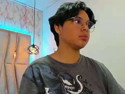 Emmapark  online show from February 27, 6:42 pm