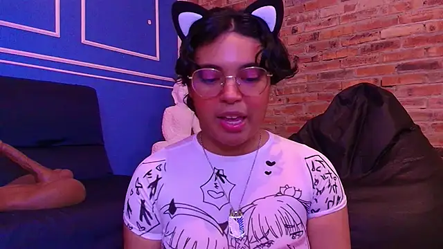 Emmapark  online show from November 27, 7:16 pm