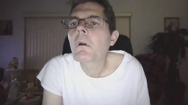 Snapshot of Copfiremen4566 chatting on October 10, 3:49 am Copfiremen4566 online show from October 10, 3:49 am