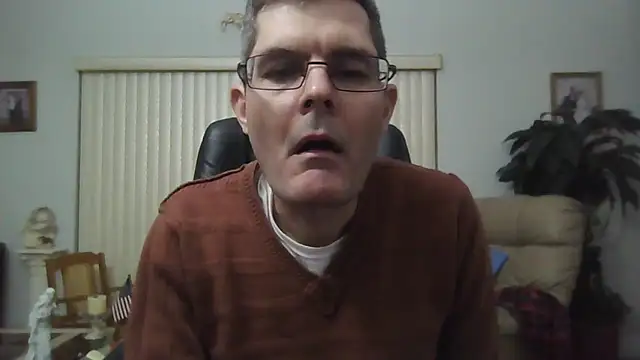 Snapshot of Copfiremen4566 chatting on November 13, 6:12 am Copfiremen4566 online show from November 13, 6:12 am