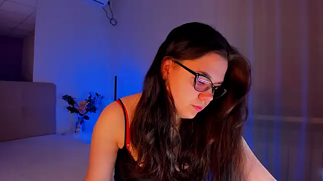 SelenaaSky online show from December 19, 1:40 pm