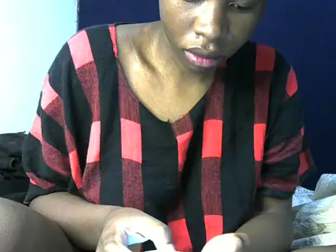 Snapshot of Novah_ chatting on May 23, 2:28 am Novah online show from May 23, 2:28 am