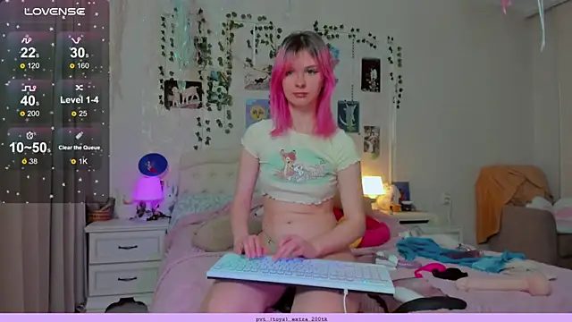 Snapshot of Neko_kitsune1 chatting on December 14, 5:40 am Neko kitsune1 online show from December 14, 5:40 am