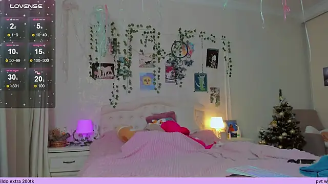 Snapshot of Neko_kitsune1 chatting on January 13, 1:06 pm Neko kitsune1 online show from January 13, 1:06 pm