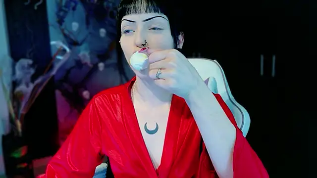 Snapshot of Madison_Jackson chatting on November 10, 10:31 pm Madison Jackson online show from November 10, 10:31 pm