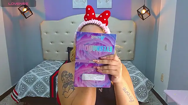 Kathiasaints online show from January 16, 7:10 pm