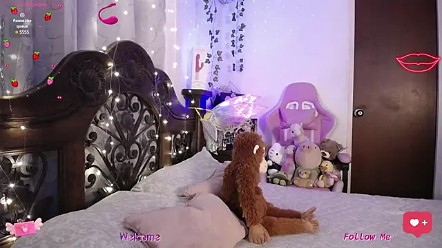 SexyLuna   online show from February 10, 12:15 am