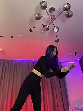 Erotic Synth Goddess online show from February 3, 7:00 pm