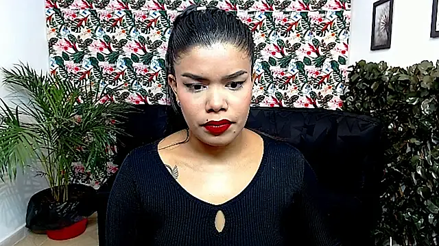 Snapshot of Wendy_Hot_ chatting on December 6, 1:07 am Wendy Hot online show from December 6, 1:07 am