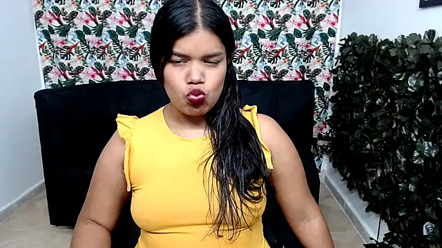 Snapshot of Wendy_Hot_ chatting on February 18, 6:15 am Wendy Hot online show from February 18, 6:15 am