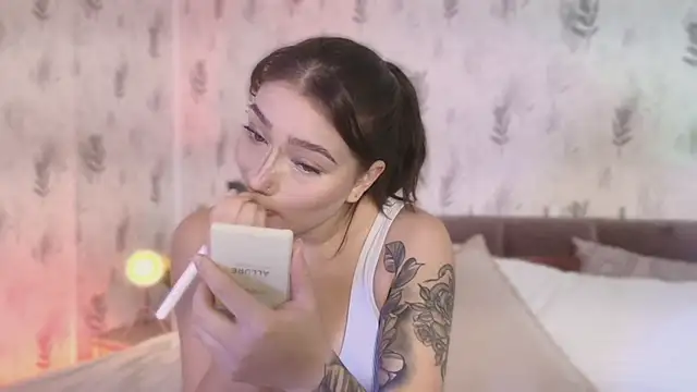 Giaa Ross online show from October 29, 12:51 pm