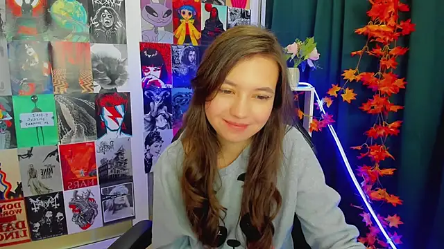 Snapshot of Lina_Brownie chatting on December 20, 5:25 am Lina Brownie online show from December 20, 5:25 am