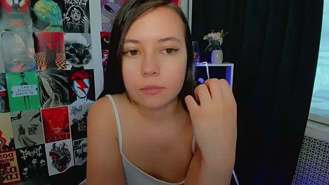 Lina Brownie online show from January 11, 5:20 am