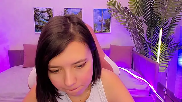 Lina Brownie online show from February 16, 5:04 am