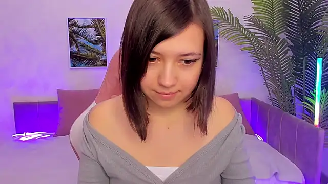 Lina Brownie online show from March 13, 5:22 am