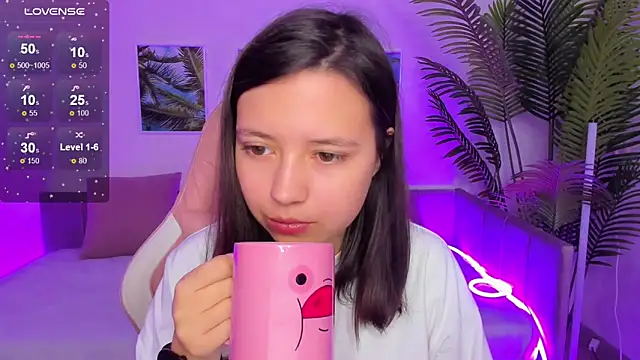 Lina Brownie online show from October 4, 2:42 am