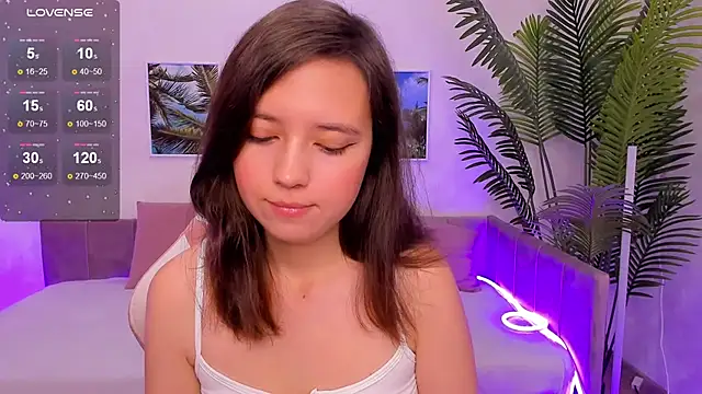 Lina Brownie online show from October 8, 2:31 am