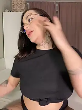 Snapshot of fuckdoll_18 chatting on December 10, 2:50 pm fuckdoll 18 online show from December 10, 2:50 pm