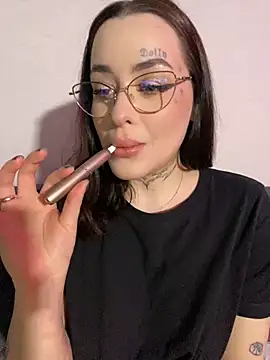 Snapshot of fuckdoll_18 chatting on December 20, 3:21 pm fuckdoll 18 online show from December 20, 3:21 pm