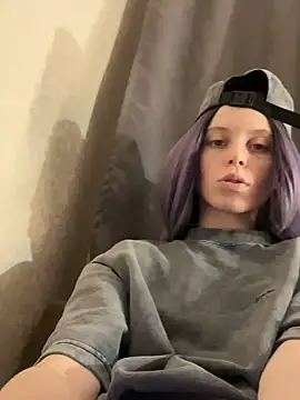 Snapshot of RinaMood chatting on December 13, 3:43 pm RinaMood online show from December 13, 3:43 pm