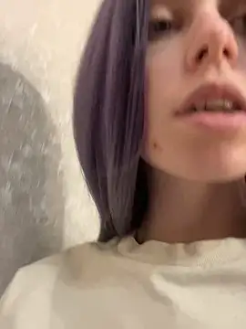 Snapshot of RinaMood chatting on December 25, 4:11 pm RinaMood online show from December 25, 4:11 pm