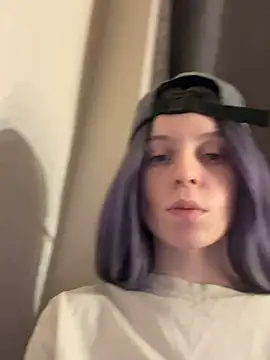 Snapshot of RinaMood chatting on December 28, 3:26 pm RinaMood online show from December 28, 3:26 pm