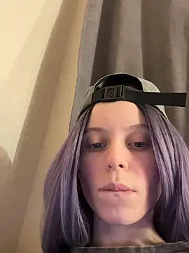 Snapshot of RinaMood chatting on December 30, 3:35 pm RinaMood online show from December 30, 3:35 pm