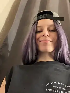 Snapshot of RinaMood chatting on January 1, 4:29 pm RinaMood online show from January 1, 4:29 pm