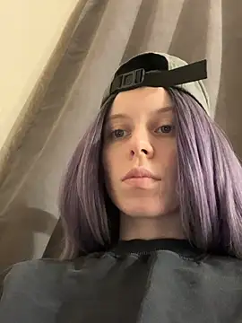 Snapshot of RinaMood chatting on February 6, 11:32 am RinaMood online show from February 6, 11:32 am