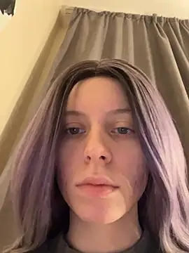 Snapshot of RinaMood chatting on February 22, 11:13 am RinaMood online show from February 22, 11:13 am