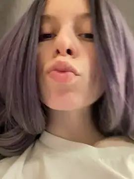 Snapshot of RinaMood chatting on February 25, 12:24 pm RinaMood online show from February 25, 12:24 pm