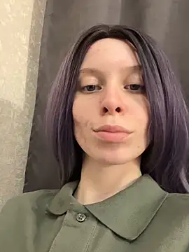 Snapshot of RinaMood chatting on March 6, 2:40 pm RinaMood online show from March 6, 2:40 pm