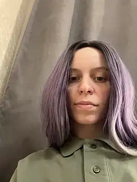 Snapshot of RinaMood chatting on March 7, 3:18 pm RinaMood online show from March 7, 3:18 pm