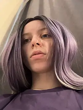 Snapshot of RinaMood chatting on March 10, 7:32 am RinaMood online show from March 10, 7:32 am