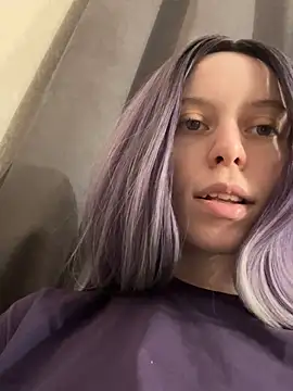 Snapshot of RinaMood chatting on March 10, 10:37 am RinaMood online show from March 10, 10:37 am